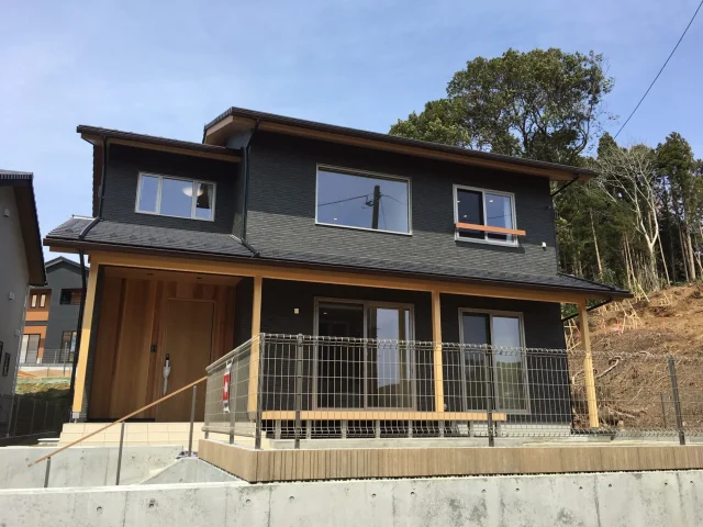 自然素材と心地よさを大切にした、やさしい木の住まい